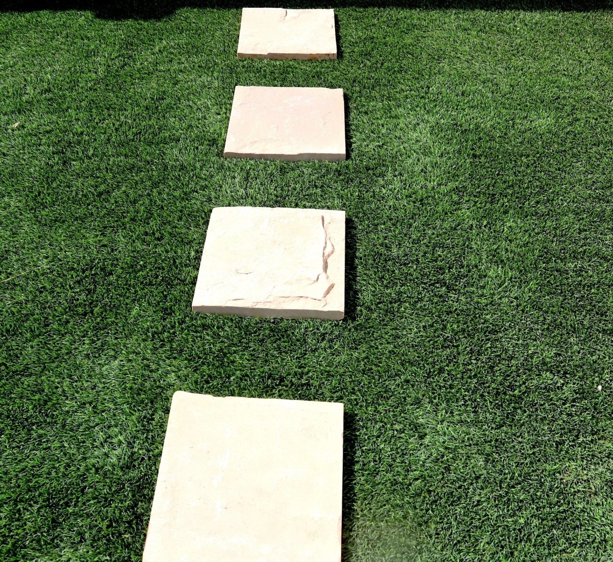 Dubai Garden Square Stepping Stones 30x30cm - Greensouq -