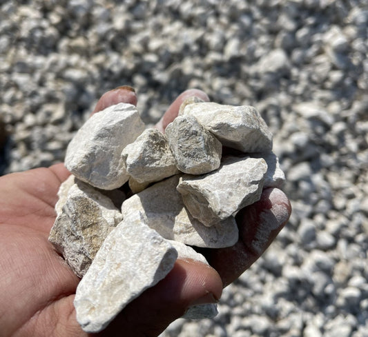 Off White Gravel 2 - 4cm 20kg Bag - Greensouq - 