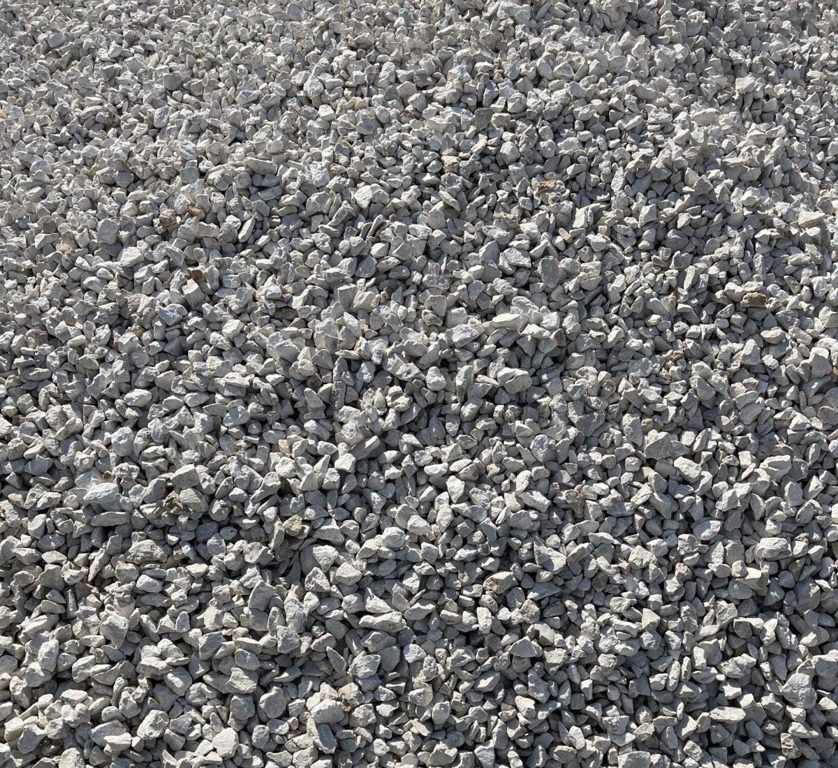 Off White Gravel 2 - 4cm 20kg Bag - Greensouq - 
