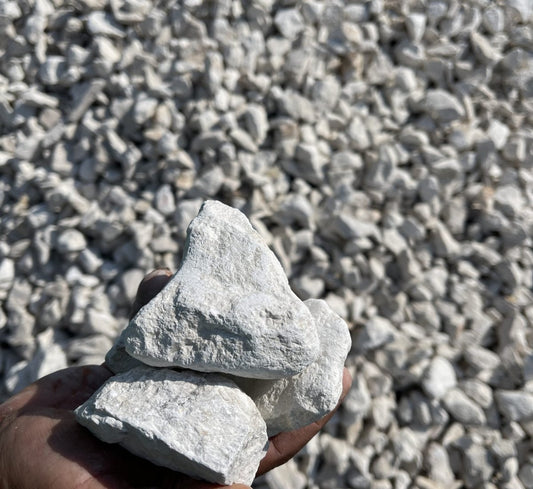 Off White Gravel 4 - 8cm 20kg Bag - Greensouq - 