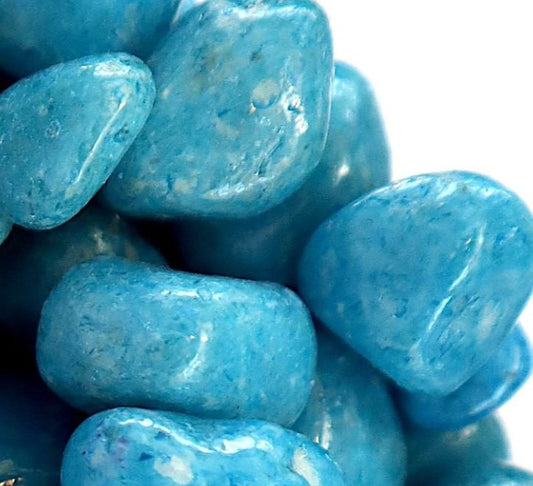 Turquoise Ferozi Aquarium Pebbles | Turquoise - Ferozi Decorative Painted Pebbles "Aquarium" 10 - 15mm - Greensouq -